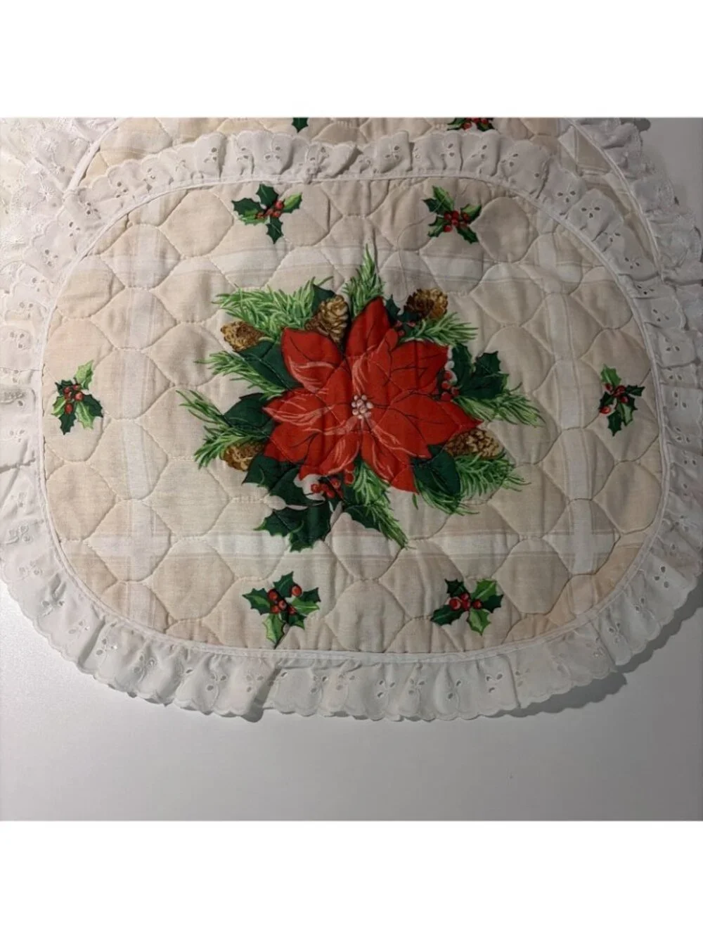 VTG Handmade Quilted Christmas Placemats Set of 6 Poinsettia Holiday Cottagecore